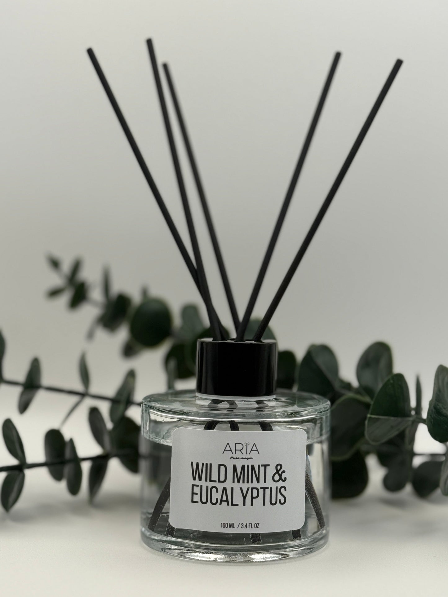 WILD MINT & EUCALYPTUS REED DIFFUSER